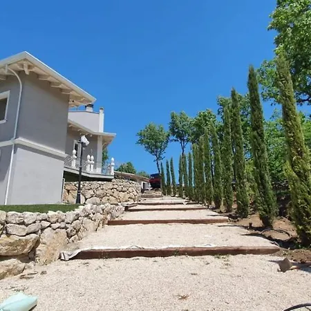 Tenuta Santo Stefano Azienda Agrituristica Farm stay Santo Stefano del Sole